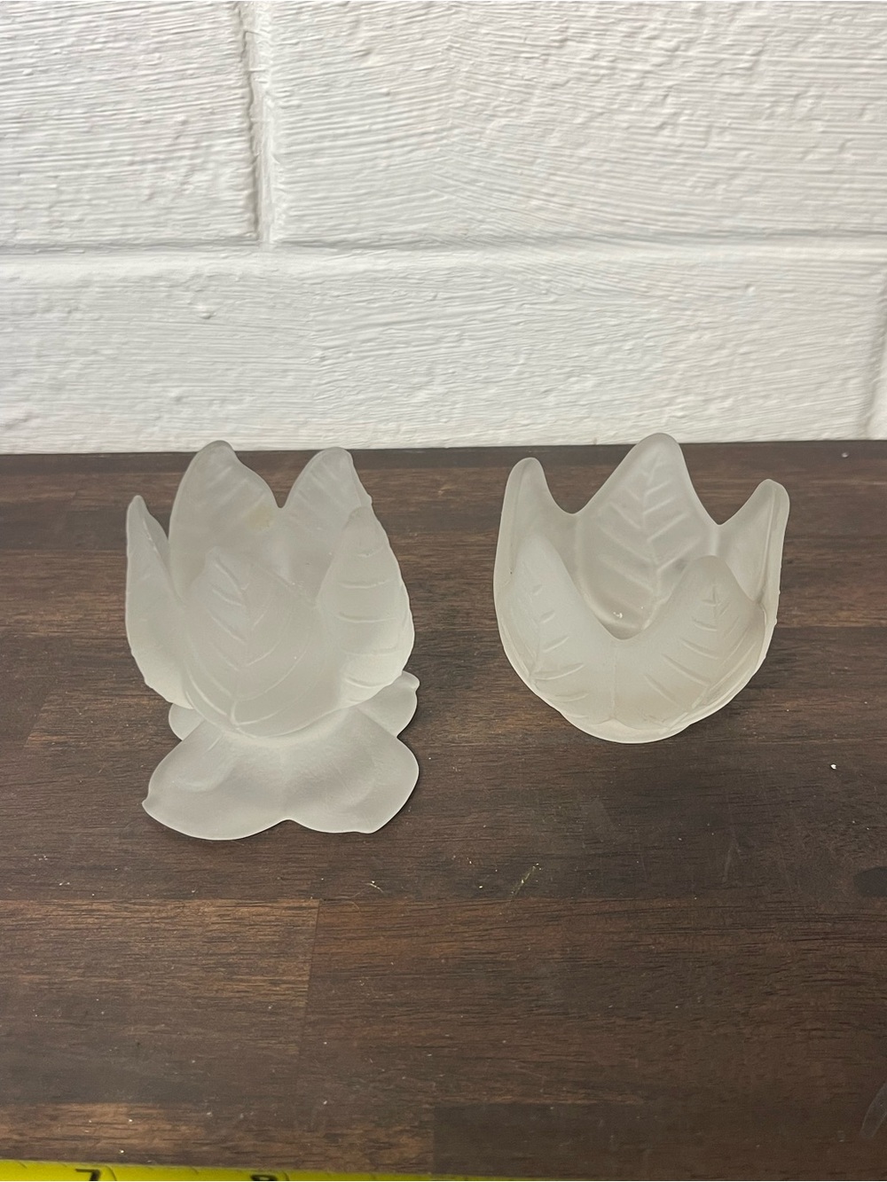 Vintage Frosted Glass Leaf Votive Candle Holders Set of 2 PartyLite Style
